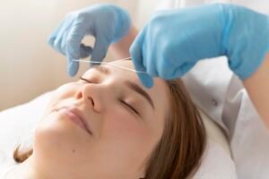 threading to remove facial hair